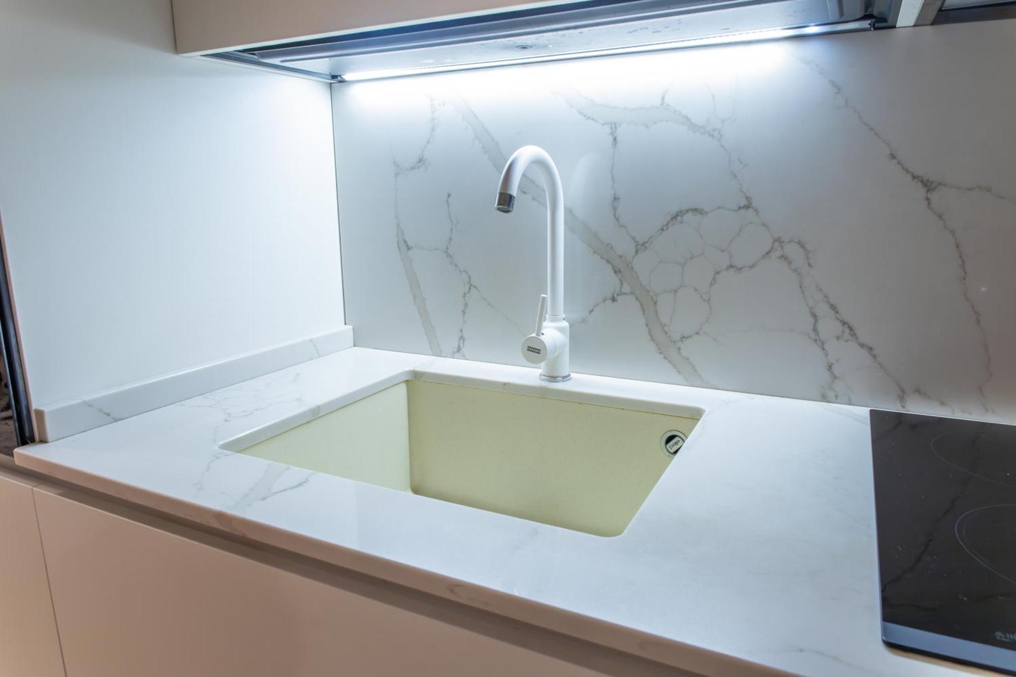 !subway To Duomo! Modern Loft With Ac And Free Wifi Apartamento Milán